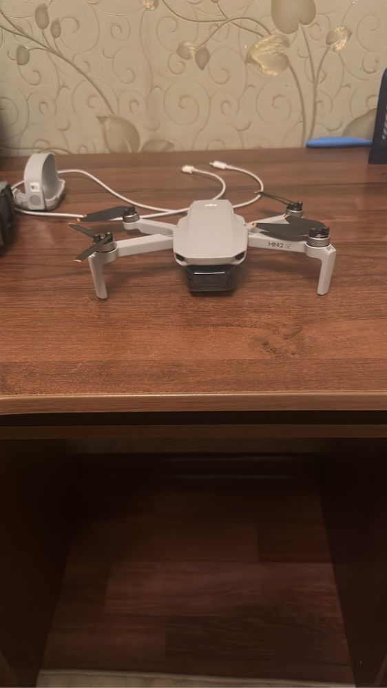 Dji mini 2 se combo дрон в отличном состоянии