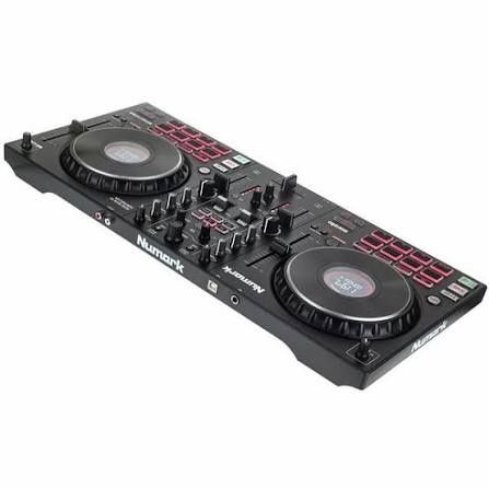 Consolă numark,boxe L'acoustics,boxe Rcf acustica