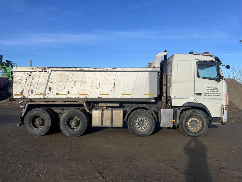 Bascula Volvo FH 520 8X4