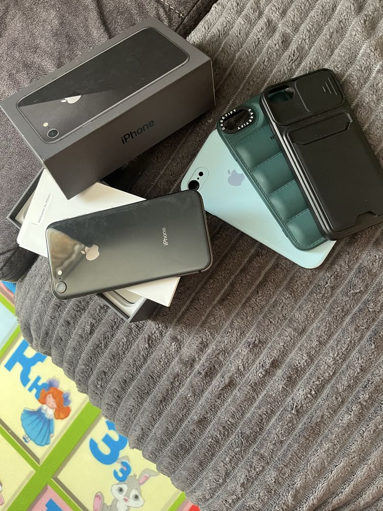 iphone 8 продам