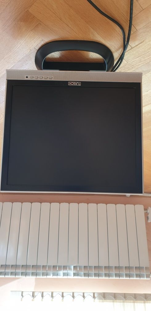 Монитор LCD, 17"