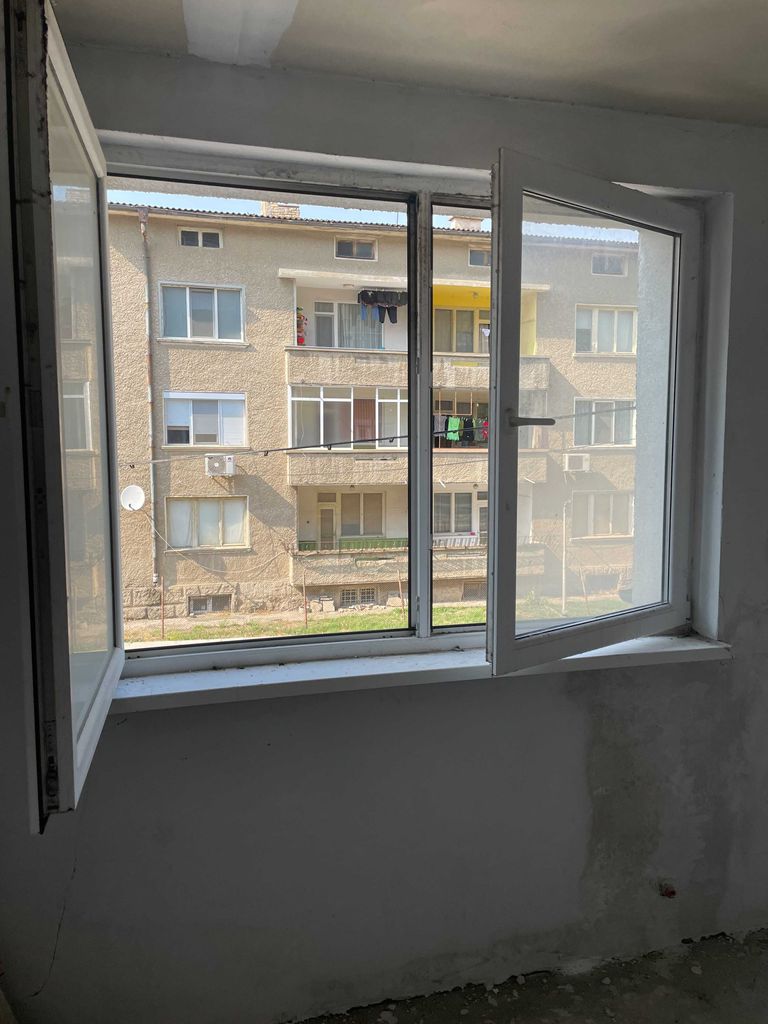 Продава се Четиристаен апартамент в Попово - 104 кв.м за 1010 €/кв.м - Снимка #7