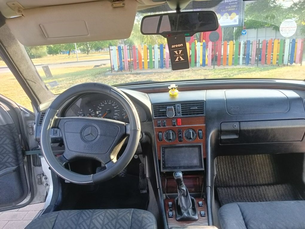 Mercedes c180 w202