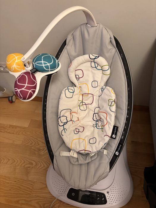 Бебешка люлка 4moms mamaRoo 4 + подложка за новородено