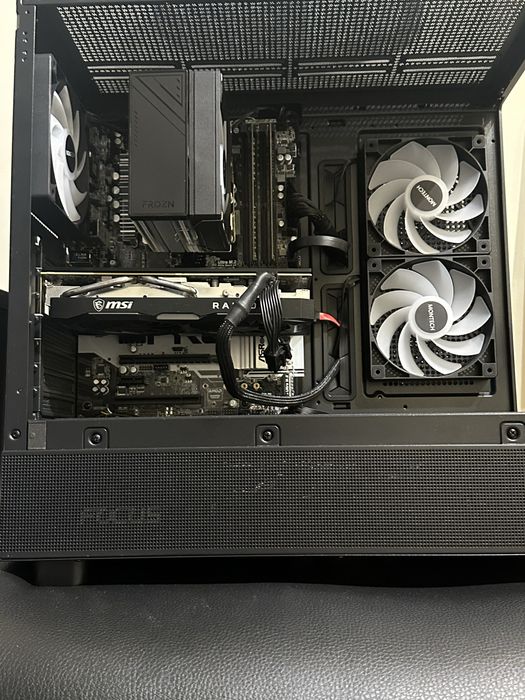 Calculator gaming medium-high, i5 6600k, Rx 5600xt, 16gb ddr4 ram