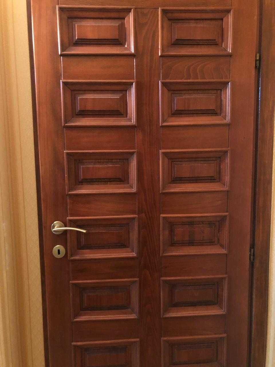 Деревянные двери ручной работы