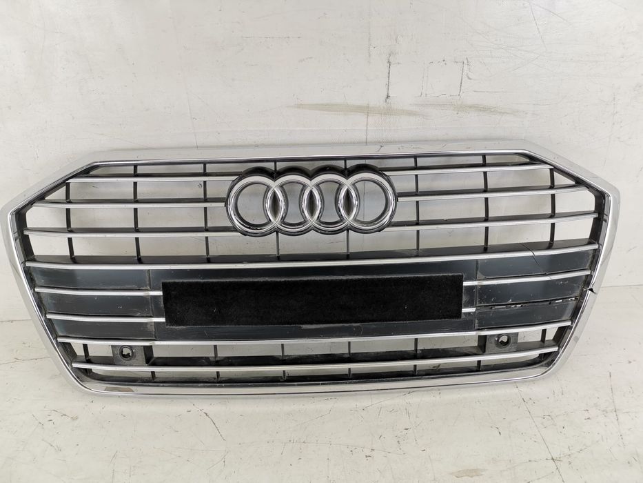 Ауди А8 Д5 / Audi A8 D5 Централна решетка на радиатора, оригинална, по