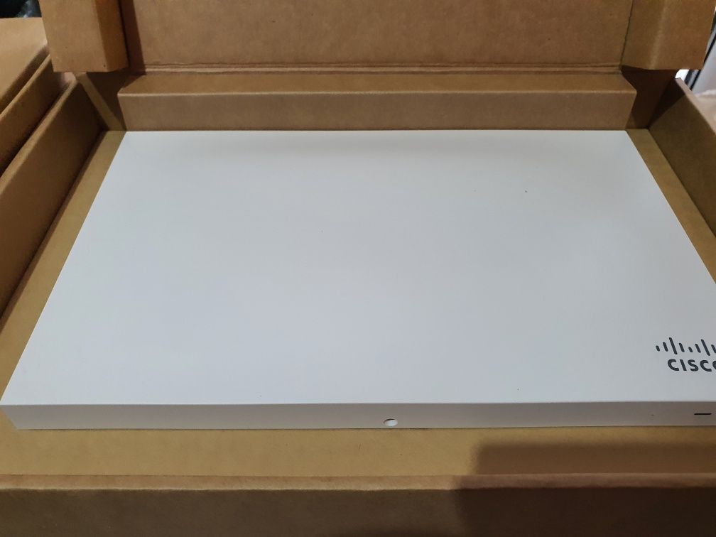 Cisco meraki mr42 hardware + 3 ani licenta