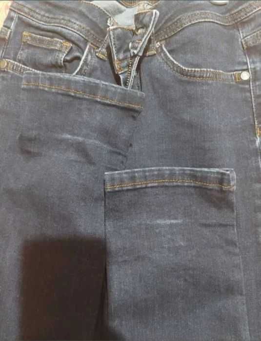 Blugi Motivi drept XS