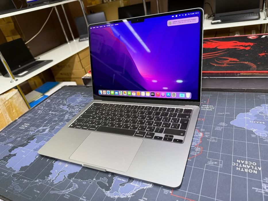 Apple MacBook Air 13 M2 ноутбук m2/16Gb/Ssd256gb/ц63