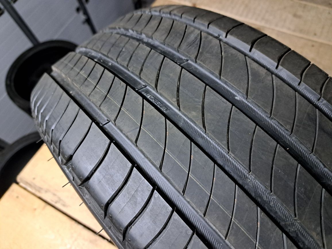 O anvelopa 235/40 R18 Michelin , ca noua !