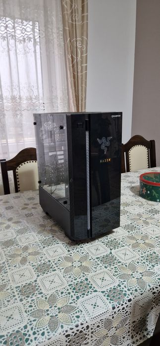 Vand Carcasa Pc Floston