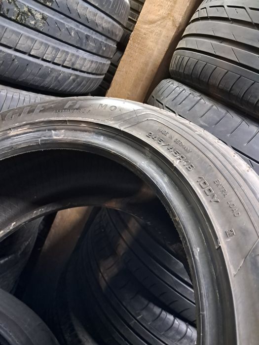 1XAnvelopa second vara 245 45 R18 Goodyear