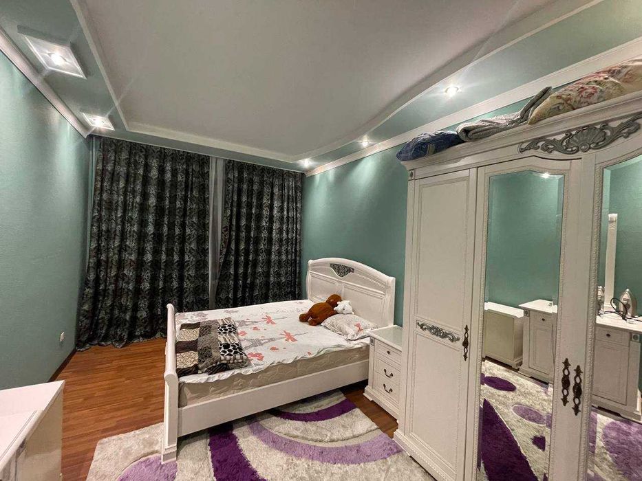 Olmazor  Tinchlik metro shinam kvartira