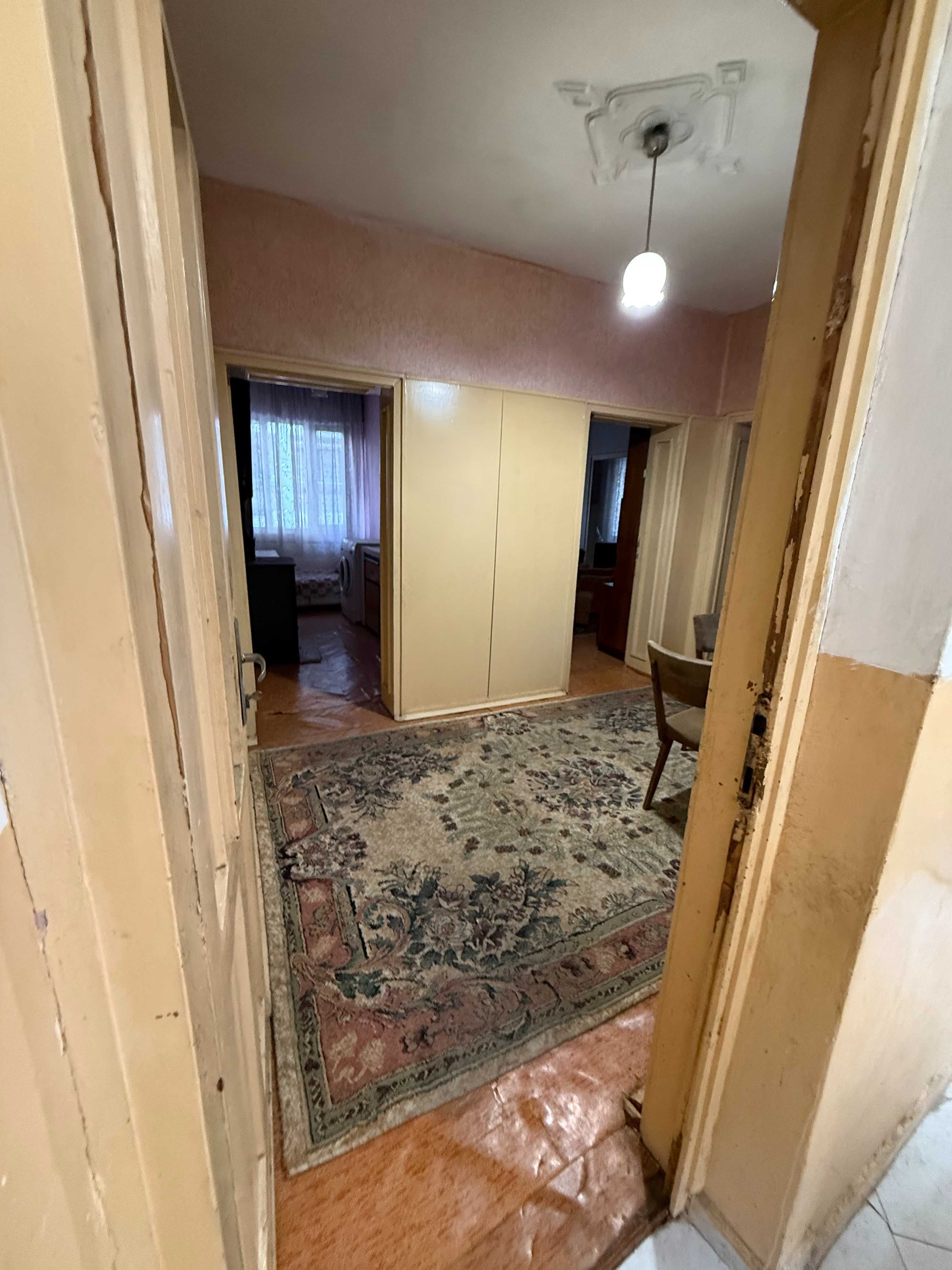 Къща 140 кв.м с двор 24 кв.м, 2 етажа, Асеновград, кв. Жорж Махала