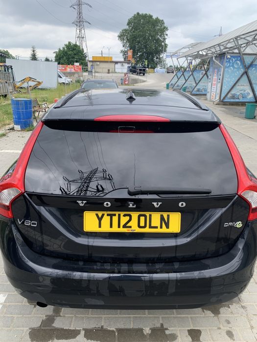 Bara spate Volvo v60 după 2010 stare impecabila!