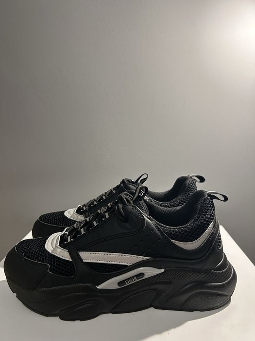 Dior B22 - reflective