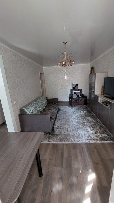 Продаётся 2-х комнатная квартира с гаражом