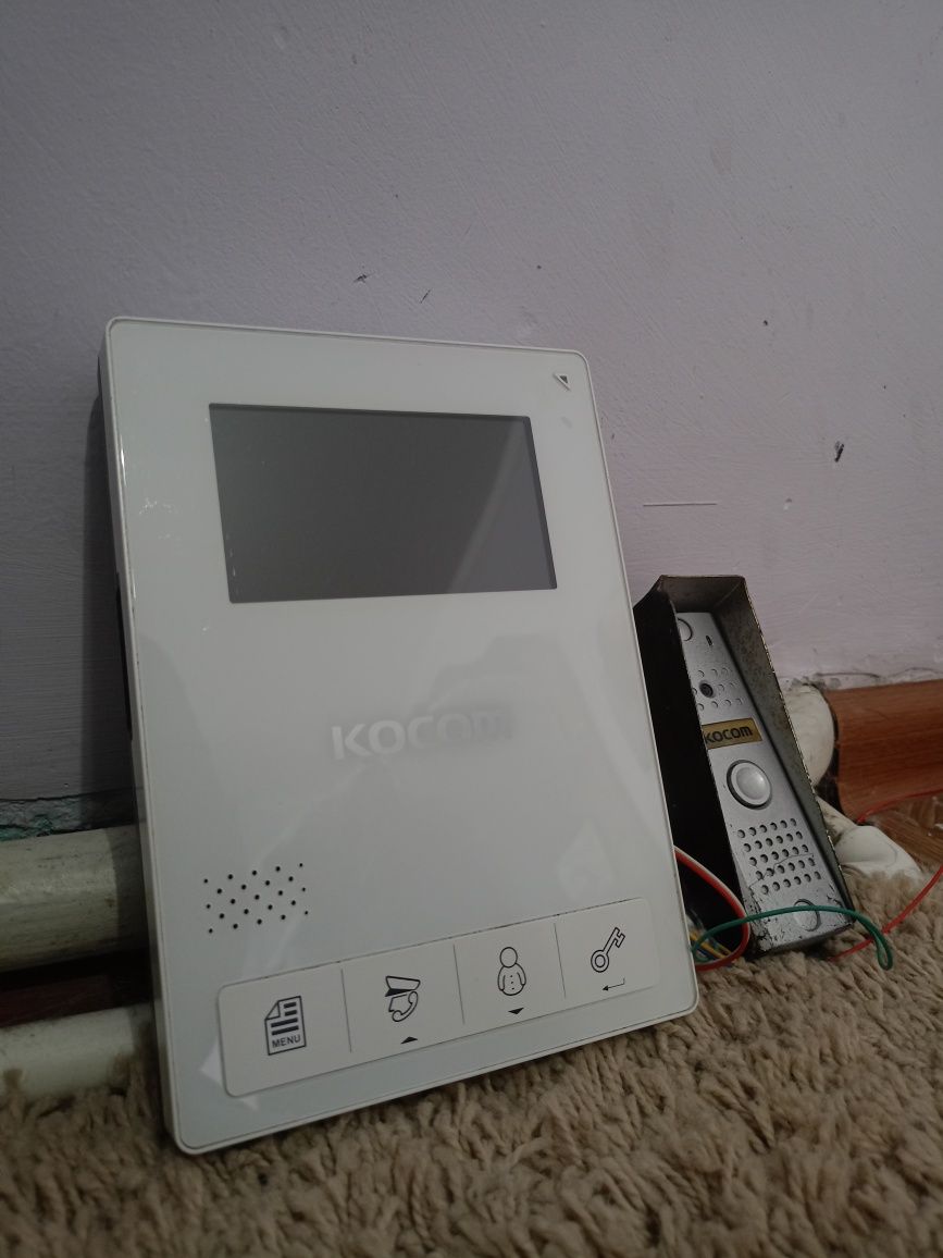 Домофон для дома Kocom KCV-434