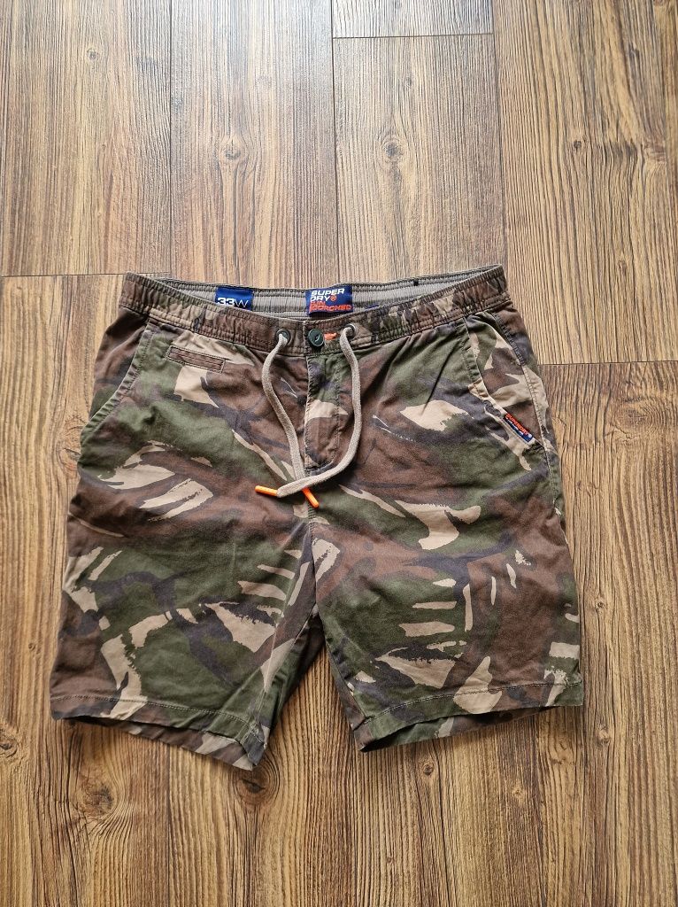 Страхотни мъжки къси панталони SUPERDRY размер 33