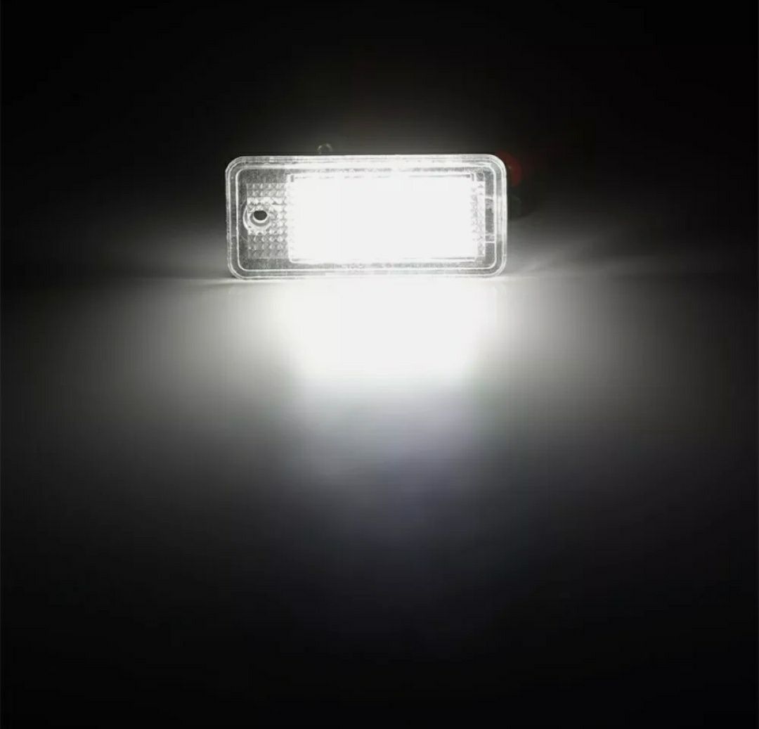 Lampi LED dedicate numar canbus AUDI A3 A4 A6 A8 RS4 RS6 Q7