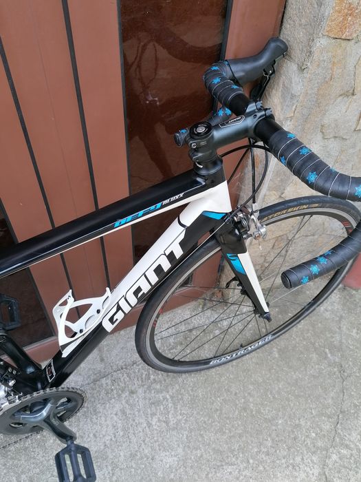 Шосеен GIANT, Shimano Tiagra 2*10