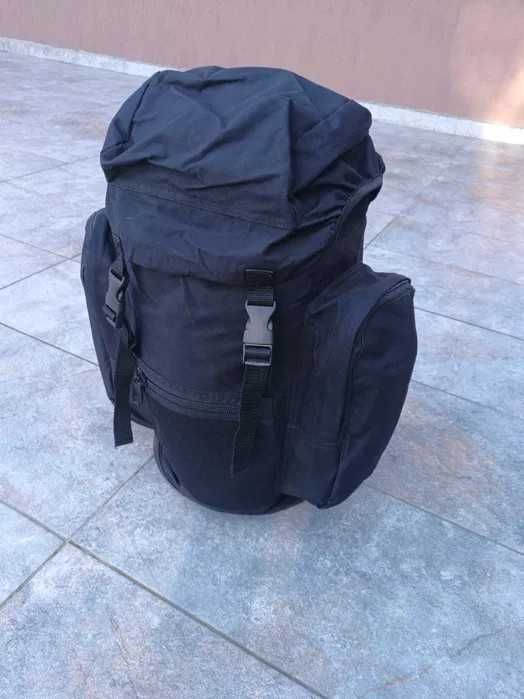 Vând ruscac militar