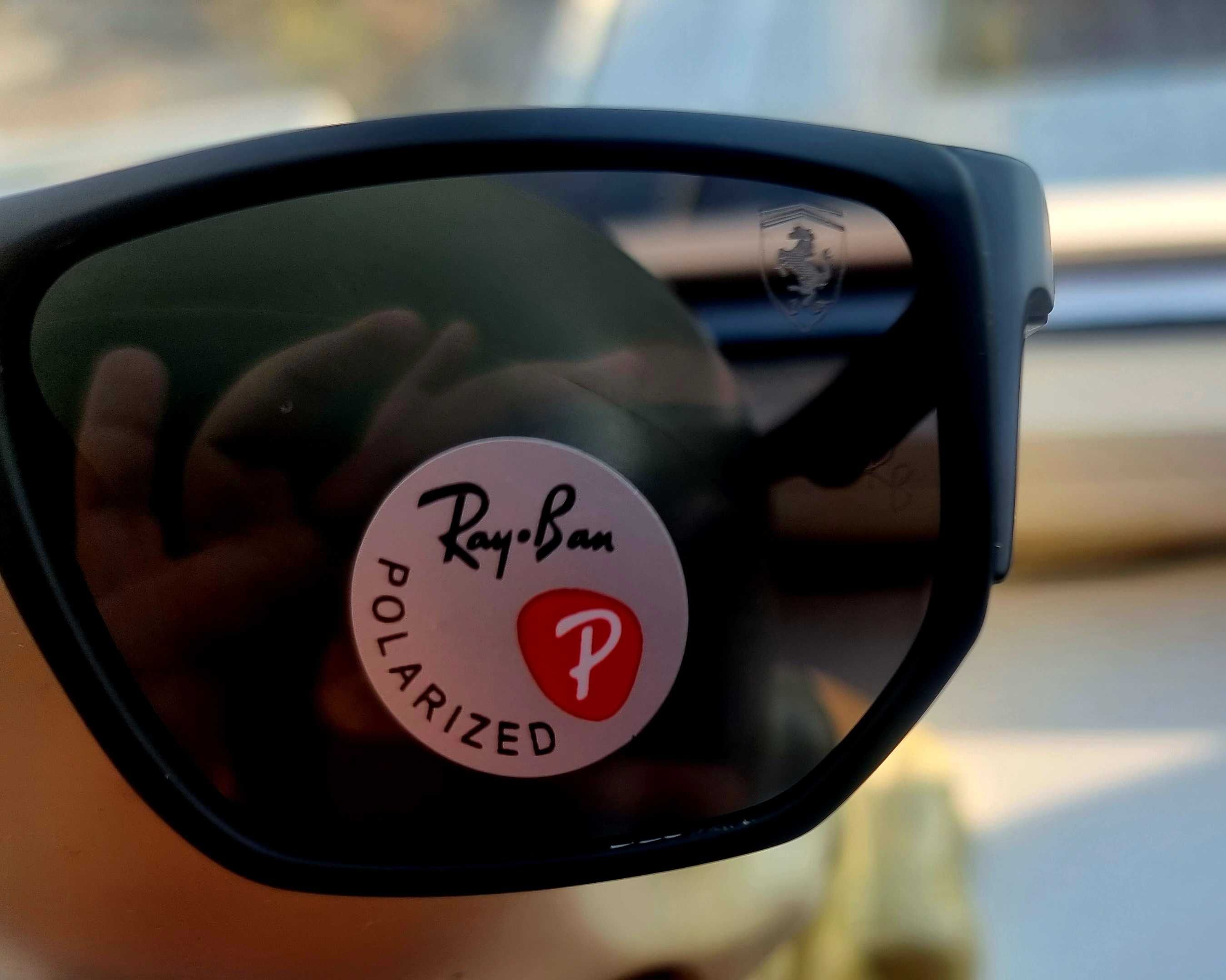 Ochelari de Soare Ray-Ban RB 8371 polarizati