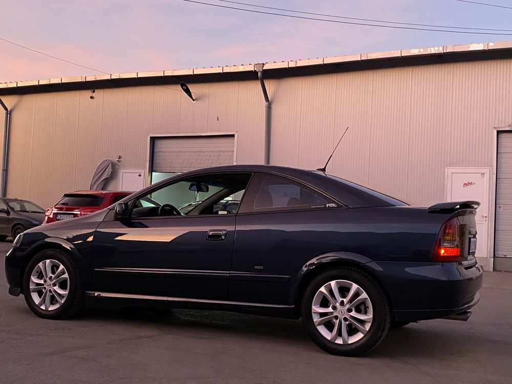 Opel Astra Bertone 2.0 Turbo Газ/Бензин
