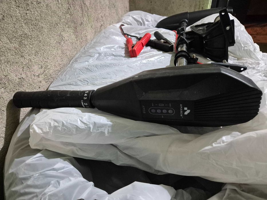 електрически двигател за лодка