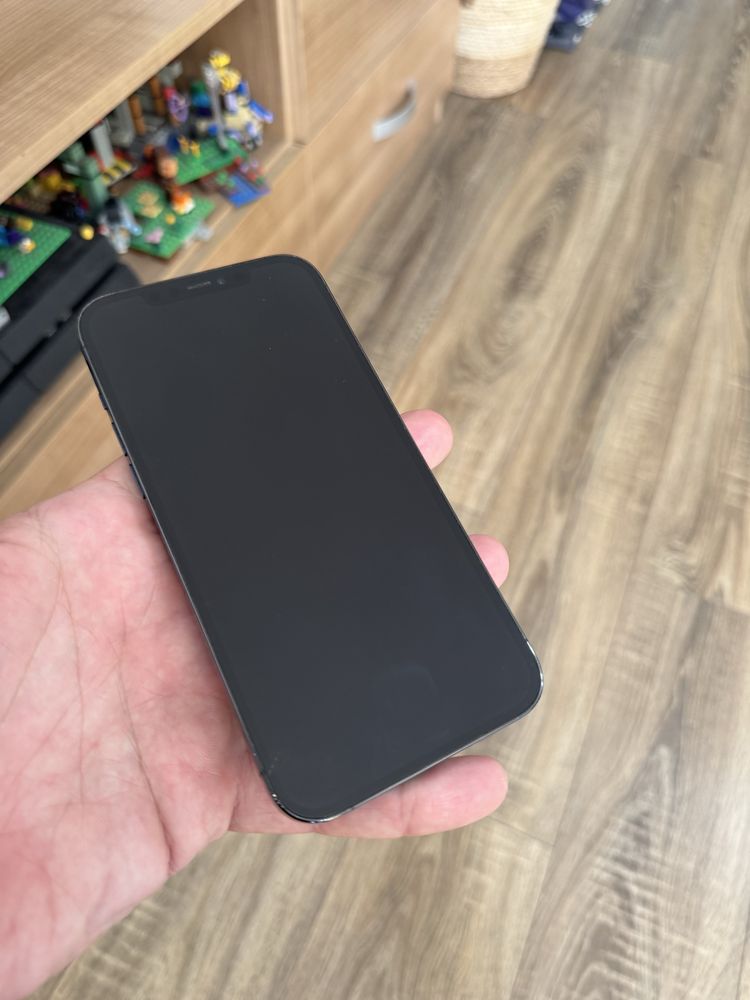 iPhone 12 Pro Max, memorie 256Gb, baterie 79%,husa, albastru, frumos