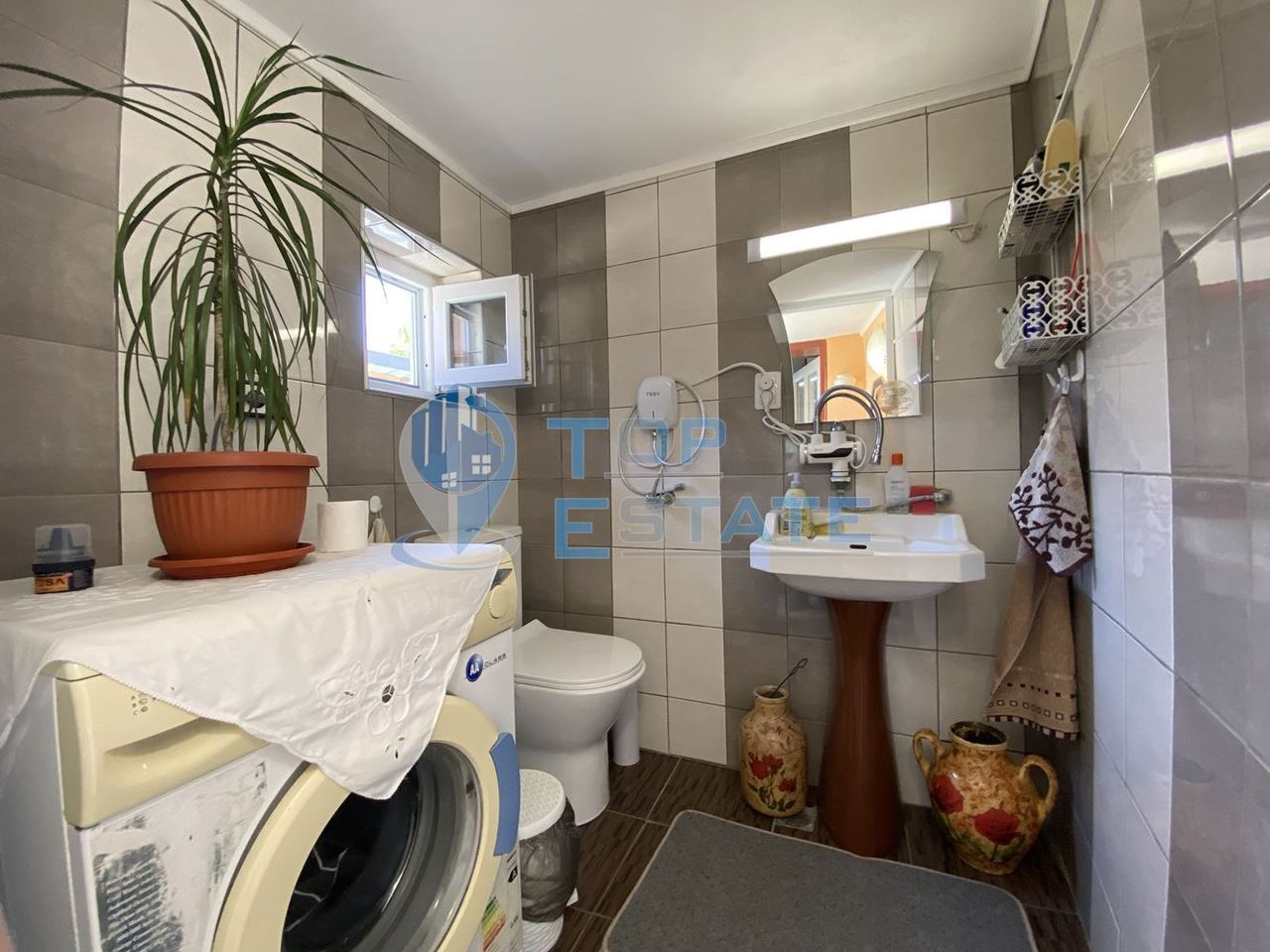 Продава се Къща в с. Димча, Област Велико Търново - 120 кв.м за 255 €/кв.м - Снимка #11