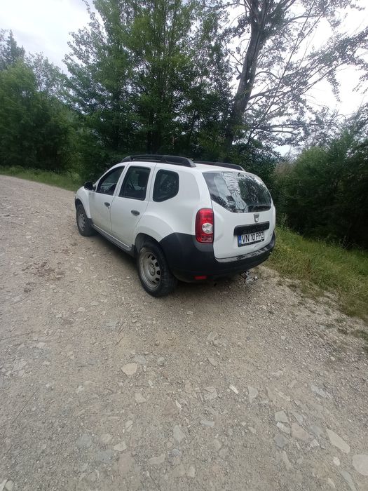 Vând Dacia Duster