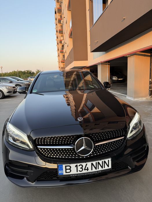 Vând Mercedes C300 Hybrid 4matic