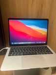 MacBook Air 13″ , Intel Core i5, 8 GB RAM, 256 GB SSD – Baterie nouă
