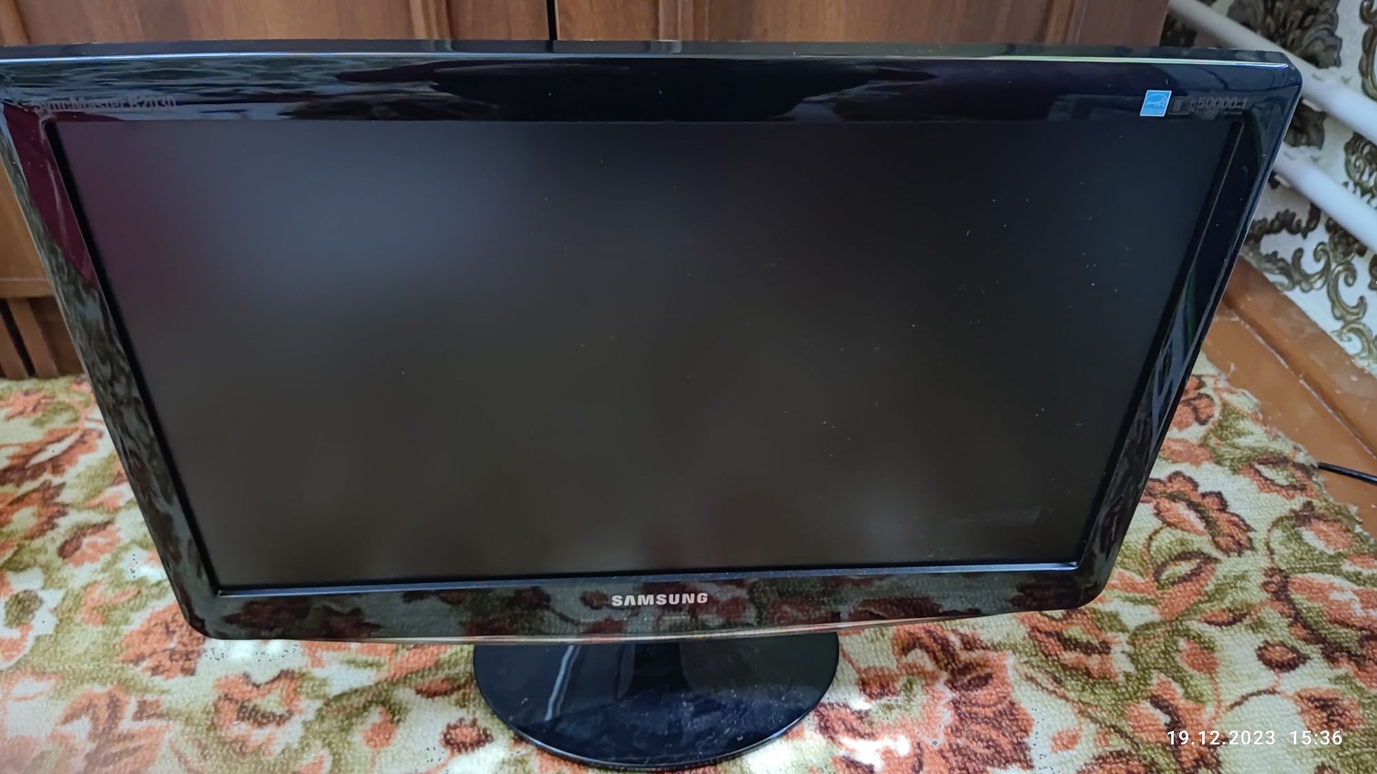 Kompyuterni МАНИТОР Samsung Manitor 19li