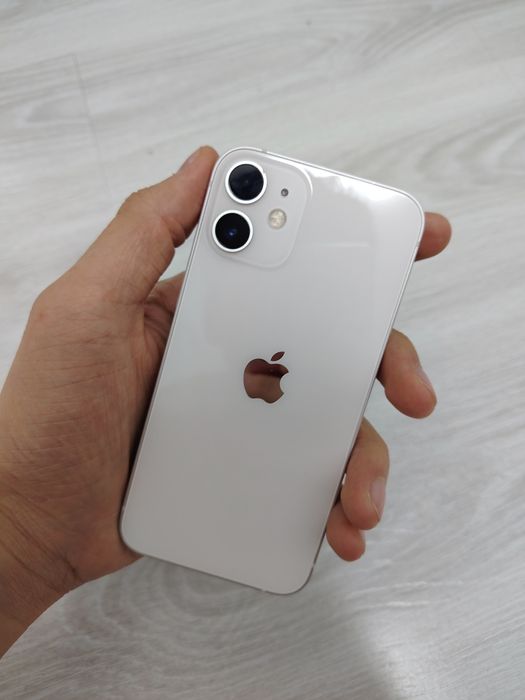 IPhone 12 Mini ideal