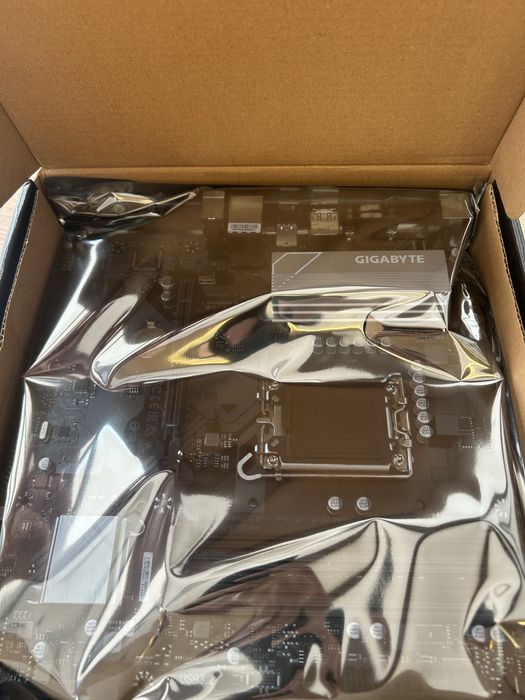 Матплата B760M D3HP DDR4