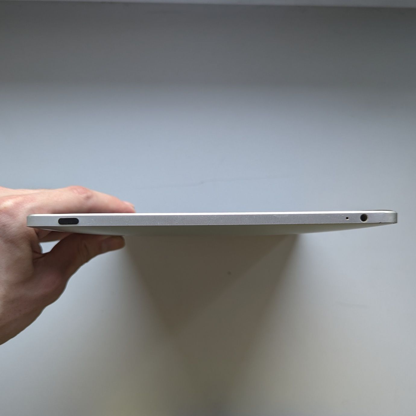 iPad 64 gb Первого поколения