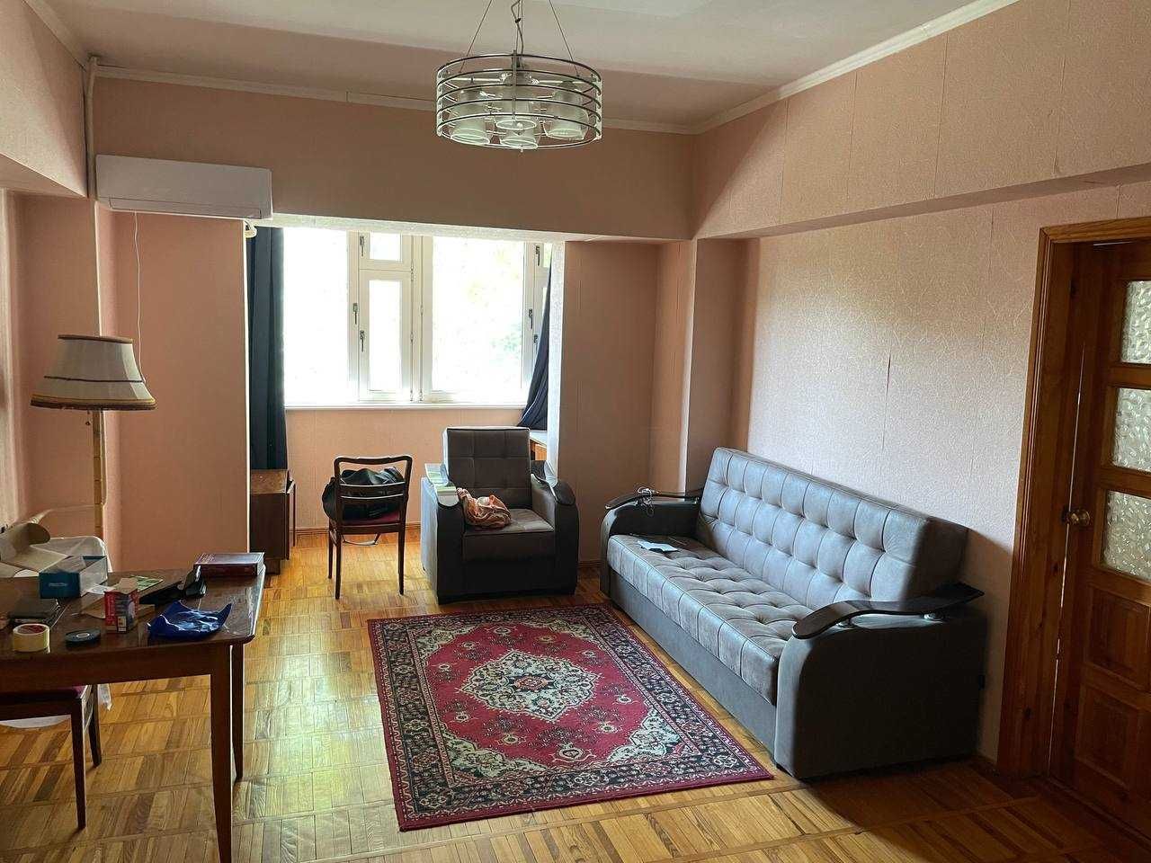 Аренда метро Ойбек 2-х комн, Корейское посольство