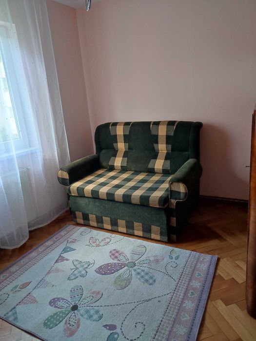 Apartament cu 3 camere in Dambu, zona linistita