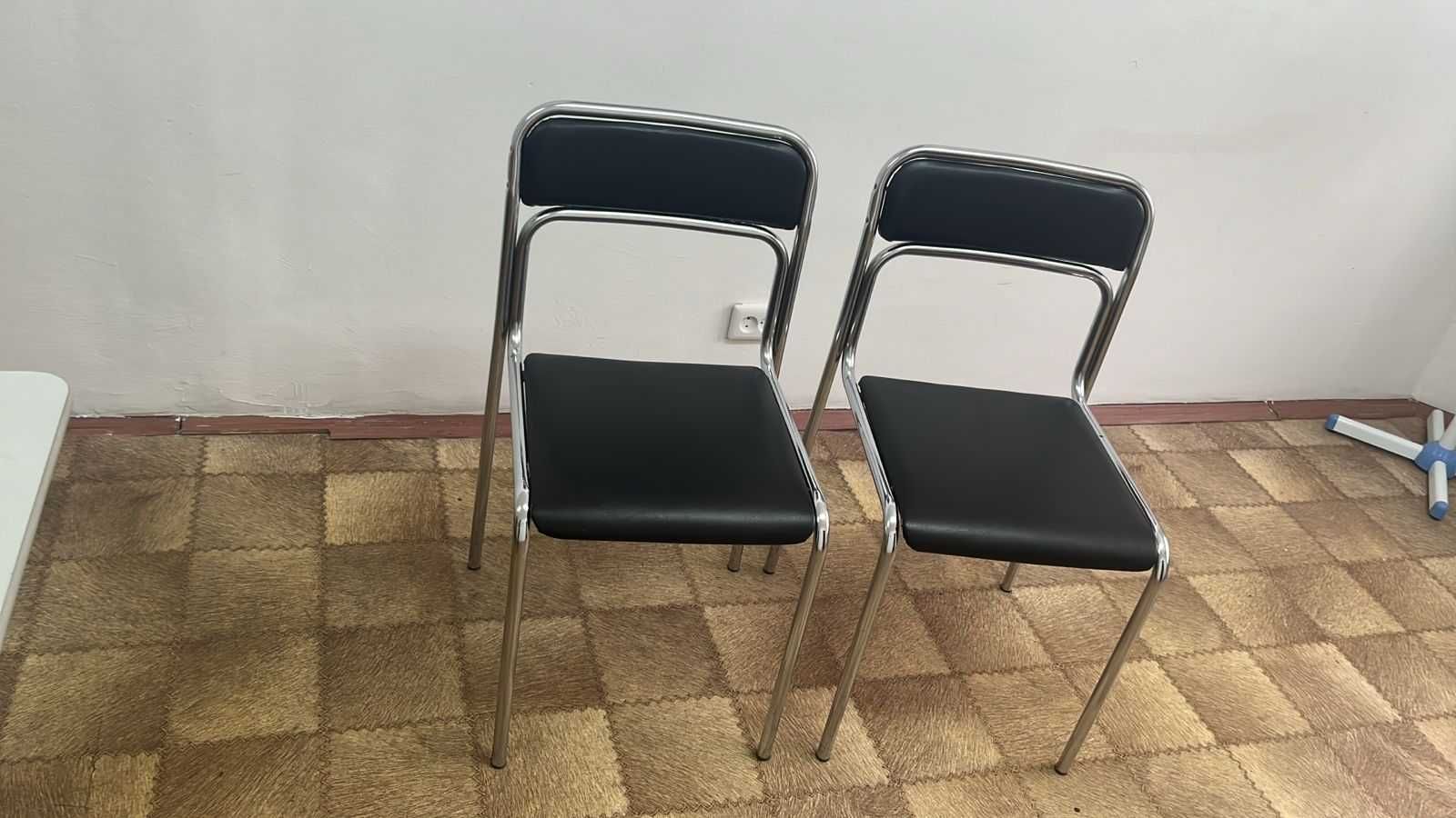 Продам стулья офисные