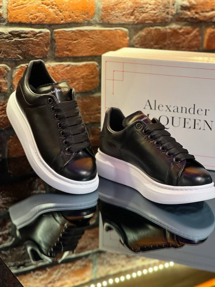 Alexander McQueen Noi !!! Marimi 40/44 !!!