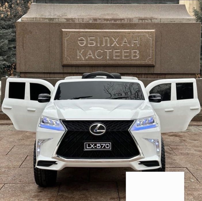 Продам машинку на пульту