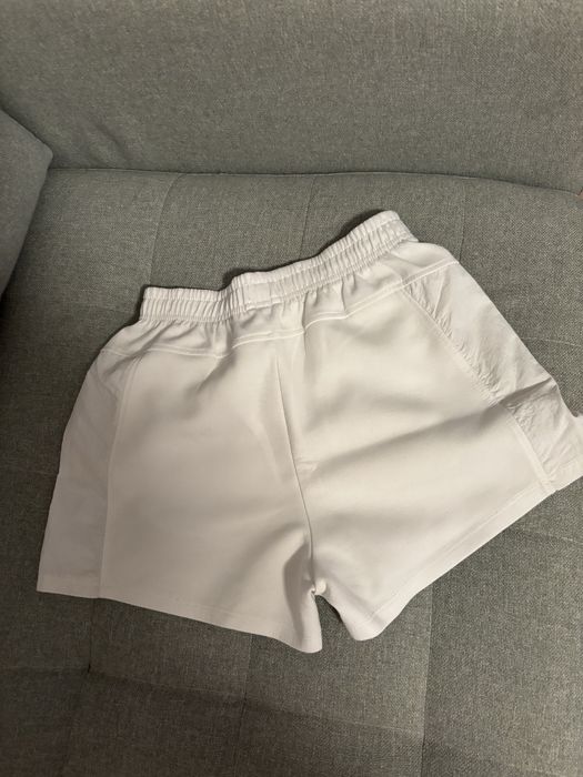 Vand pantaloni scurti fetita