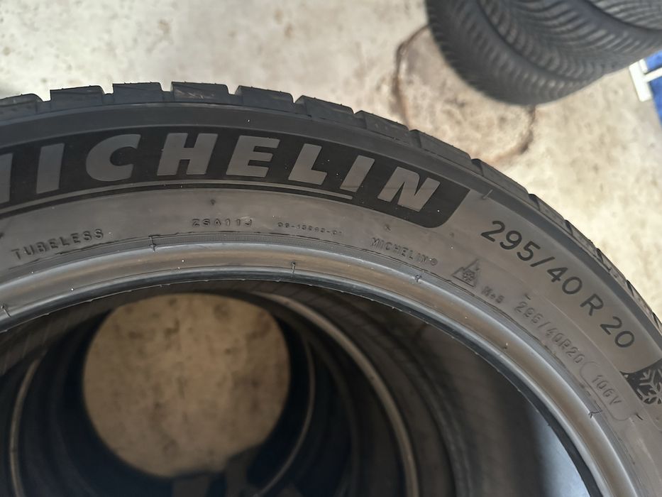 Michelin iarna 295/40 R20 265/45 R20