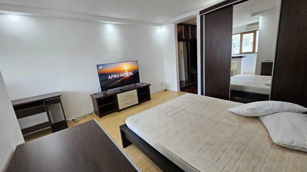 Inchiriez Garsoniera in Tei, spatioasa si complet utilata, proprietar