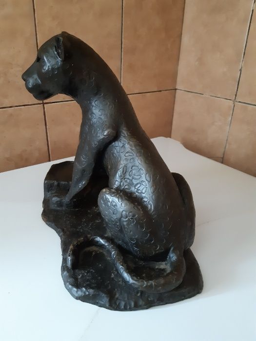 Statueta pantera neagra plina, din rasina compozit ,,MUNICH,, aprox 3k