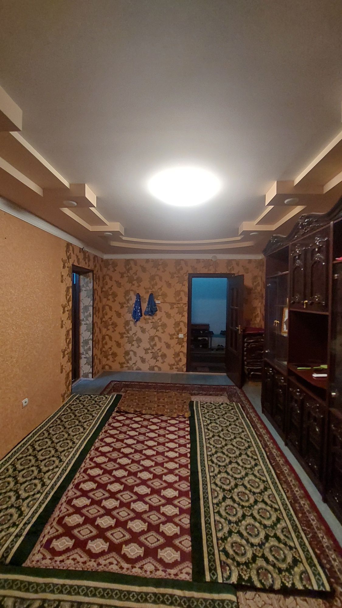 3/2/9 (2-этаж). Сергели, м-в Строитель (Quruvchi). Квартира 84 м².