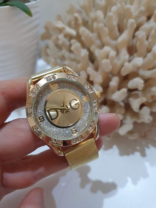 Дамски часовник D&G 22лв